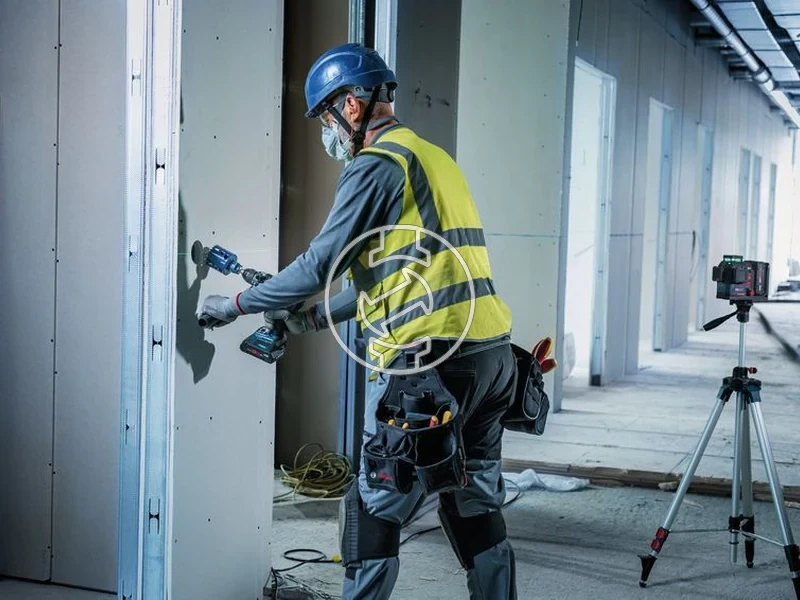 Kép: EXLL18V-120-33CGDK20LboxxTP sik lezer akku es tolto nelkul L-Boxx-ban.webp