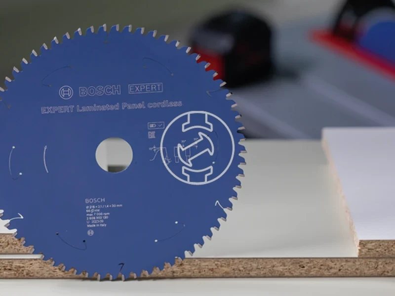 Kép: Expert for Laminated Panel korfureszlap akkumulatoros korfureszekhez.webp