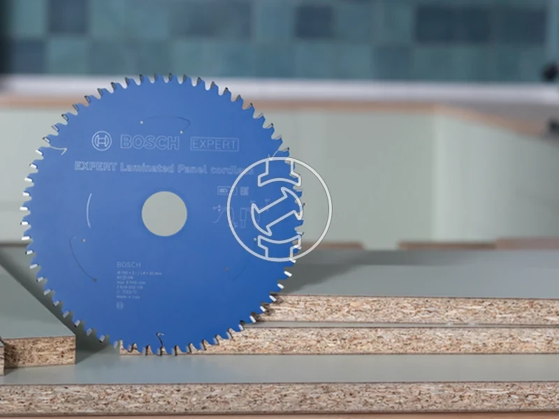 Kép: Expert for Laminated Panel korfureszlap akkumulatoros korfureszekhez.webp