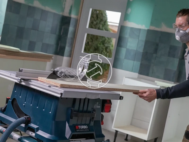 Kép: Expert for Laminated Panel korfureszlap akkumulatoros korfureszekhez.webp