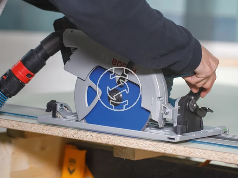 Kép: Expert for Laminated Panel korfureszlap akkus.webp