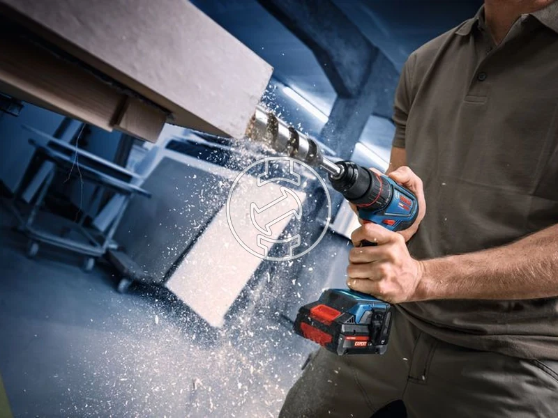 Kép: EXSR18V-90FC akkus furo-csavarozo akku es tolto nelkul L-Boxx-ban.webp