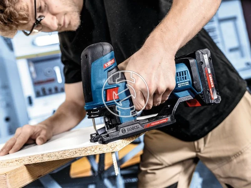 Kép: EXST18V-155 S akkus szurofuresz akkus es tolto nelkul L-Boxx-ban.webp