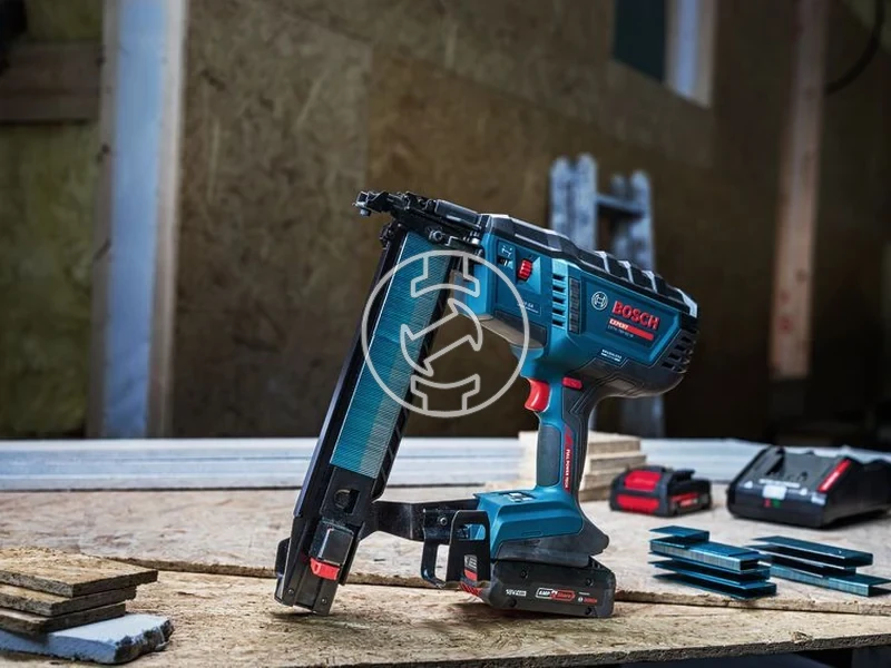 Kép: EXTH18V-50 M akkus tuzogep akku es tolto nelkul XL-Boxx-ban.webp