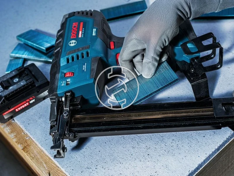 Kép: EXTH18V-50 M akkus tuzogep akku es tolto nelkul XL-Boxx-ban.webp