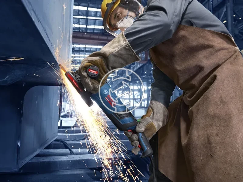 Kép: EXWS30-230PB sarokcsiszolo kartondobozban.webp