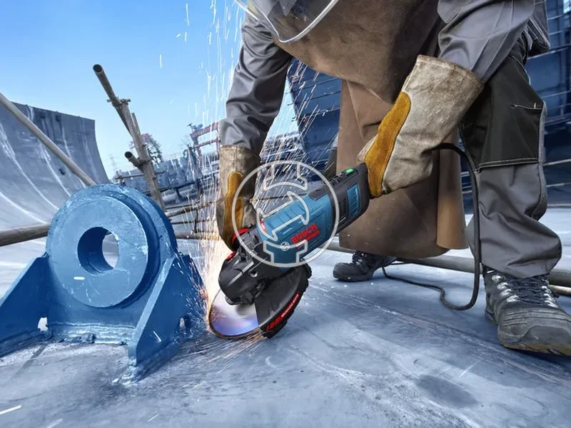 Kép: EXWS30-230PB sarokcsiszolo kartondobozban.webp