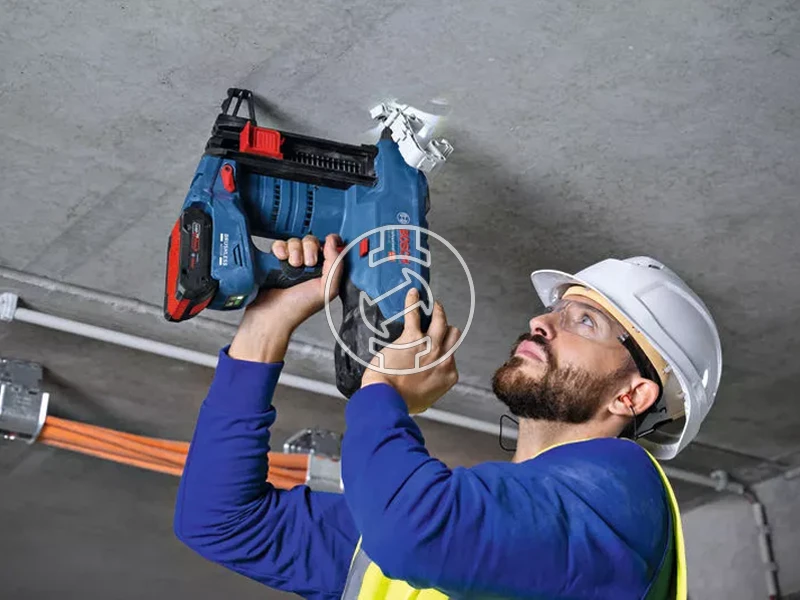 Bosch GNB 18V-40 akkus betonszegező