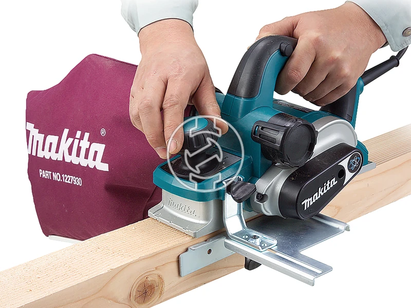 Makita párhuzamvezető gyalugéphez 122785-9