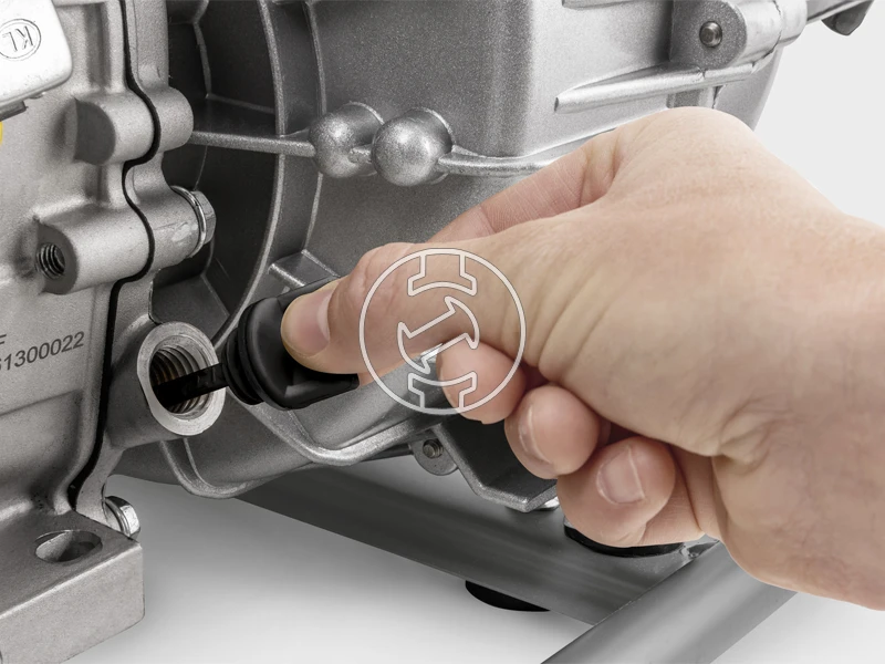 Karcher WWP 45 robbanómotoros szennyvízszivattyú