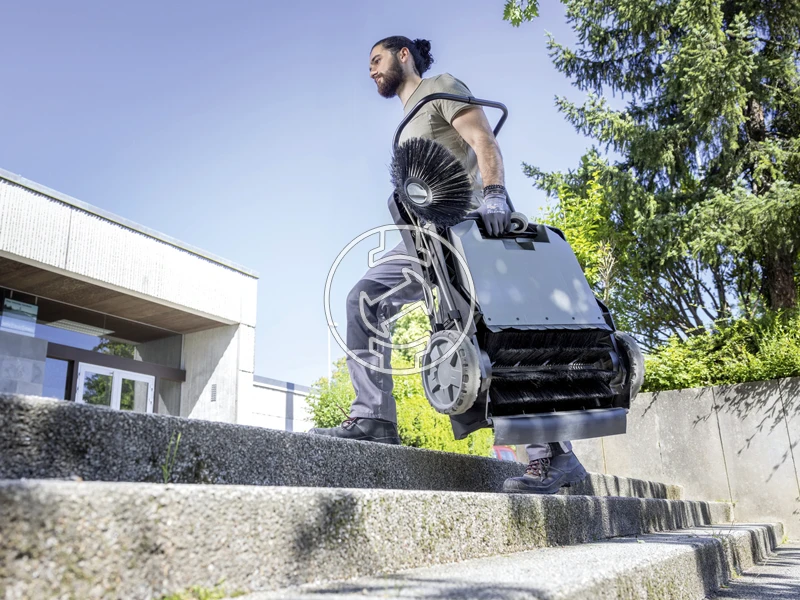 Karcher KM 70/15 C Classic kézi seprőgép