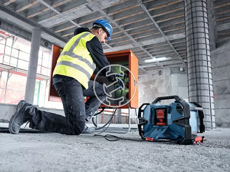 Bosch GPB 18V-6 SRC akkus rádió