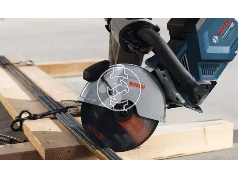 Bosch GCS 18V-230 akkus kézi gyorsdaraboló