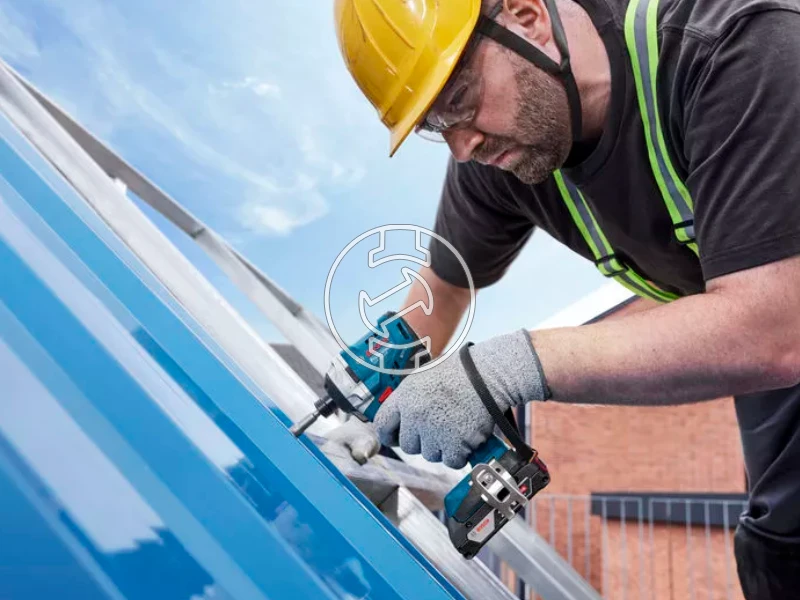 Bosch GDR 18V-215 akkus ütvecsavarozó bitbefogással 2x4Ah, GAL 18V-40, L-Boxx