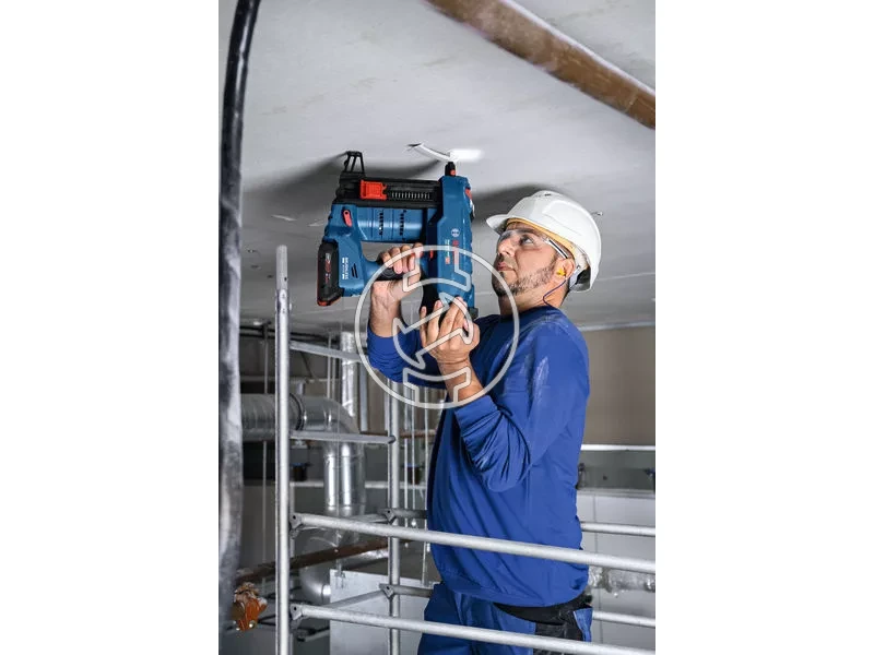 Bosch GNB 18V-40 akkus betonszegező