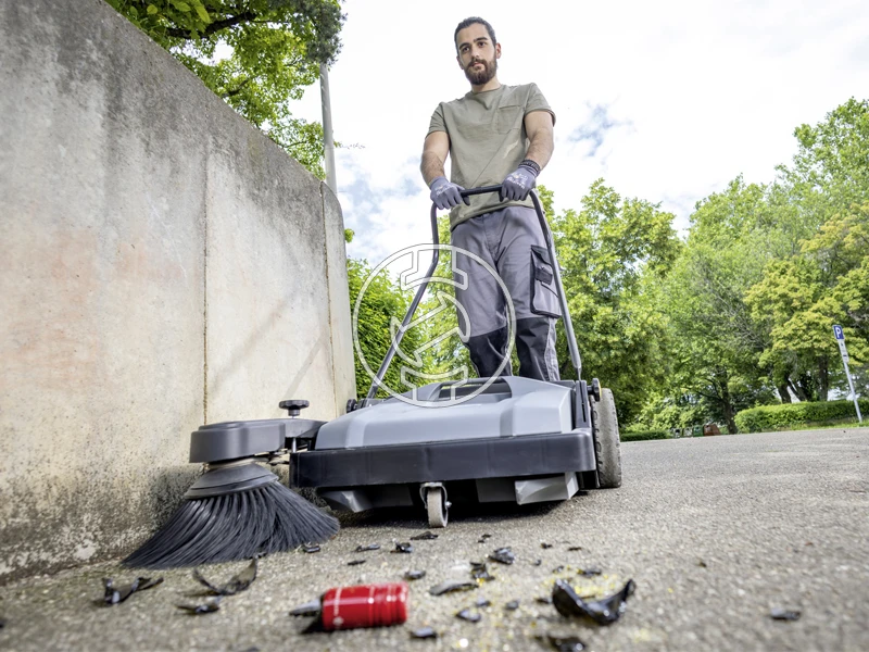 Karcher KM 70/15 C Classic kézi seprőgép