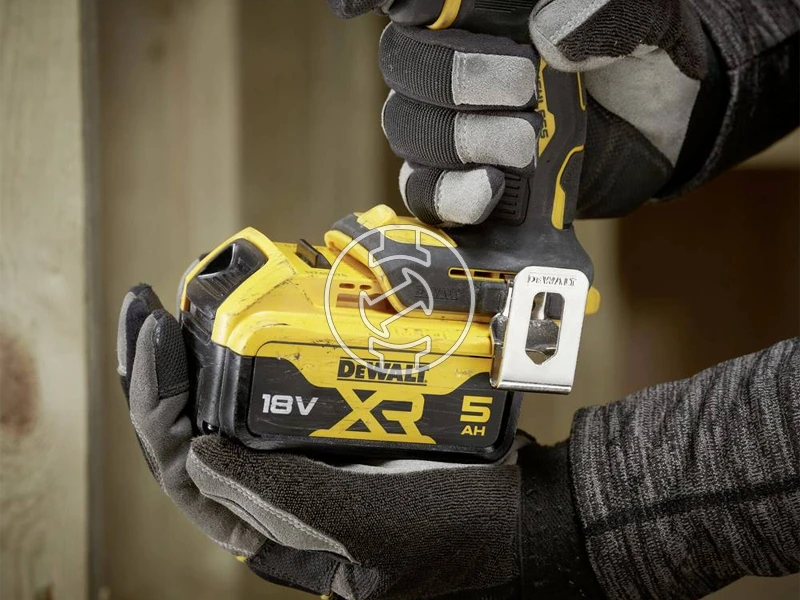 DeWalt DCD799D2T akkus fúrócsavarozó tokmányos