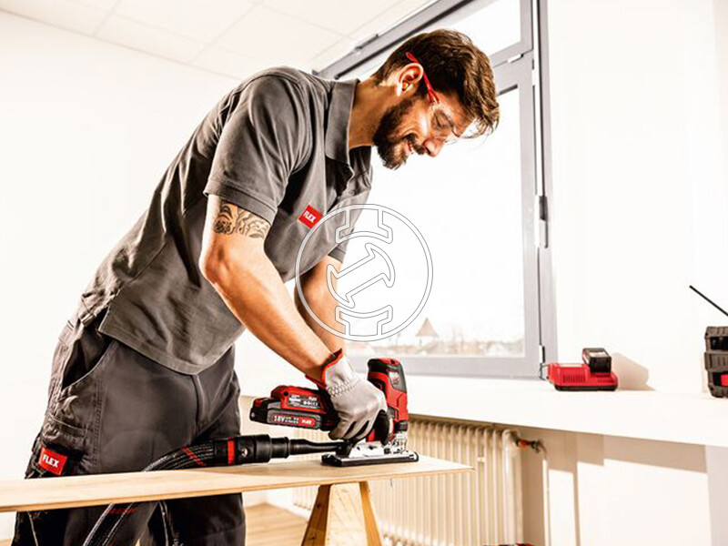 Flex JS 18.0-EC C akkus dekopírfűrész kartondobozban