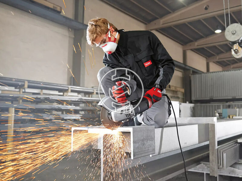 Flex L 26-6 230 230/CEE elektromos sarokcsiszoló