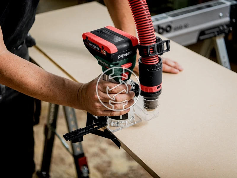 Kép: FMV 18 LTX BL 8 Akkus Elmaro mB.webp