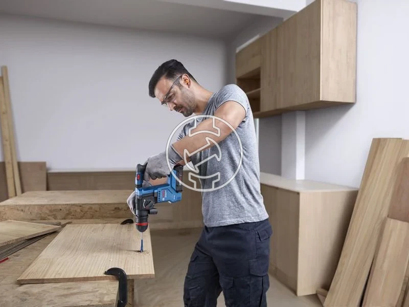 Kép: GBH 18V-18 X Akkus furokalapacs akku es tolto nelkul LBoxx-ban.webp