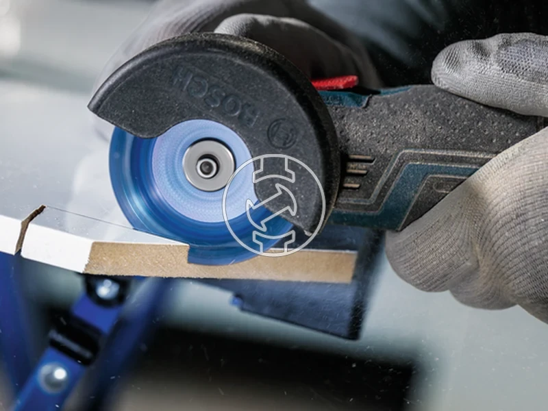 Kép: GBH 18V-18 X Akkus furokalapacs GDE 24 porelszivo adapterrel 2x20Ah akkuval es GAL 18V-20 toltovel LBoxx-ban.webp