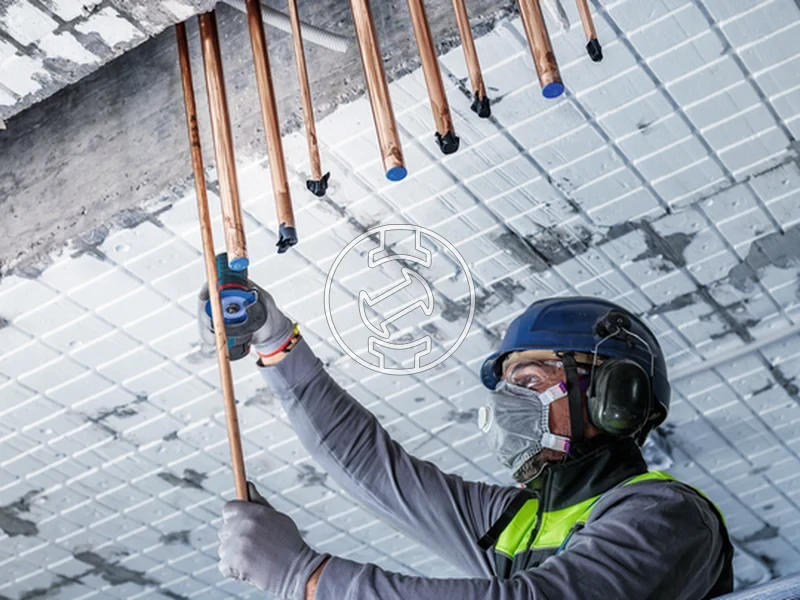 Kép: GBH 18V-18 X Akkus furokalapacs GDE 24 porelszivo adapterrel 2x20Ah akkuval es GAL 18V-20 toltovel LBoxx-ban.webp