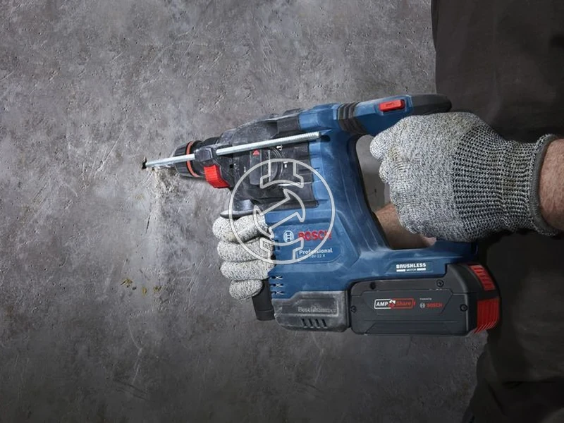 Kép: GBH 18V-22 X Akkus furokalapacs 2x40Ah akkuval es GAL 18V-40 toltovel LBoxx-ban.webp