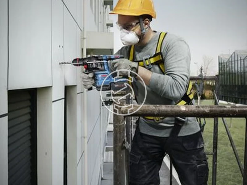 Kép: GBH 18V-22 X Akkus furokalapacs 2x40Ah akkuval es GAL 18V-40 toltovel LBoxx-ban.webp