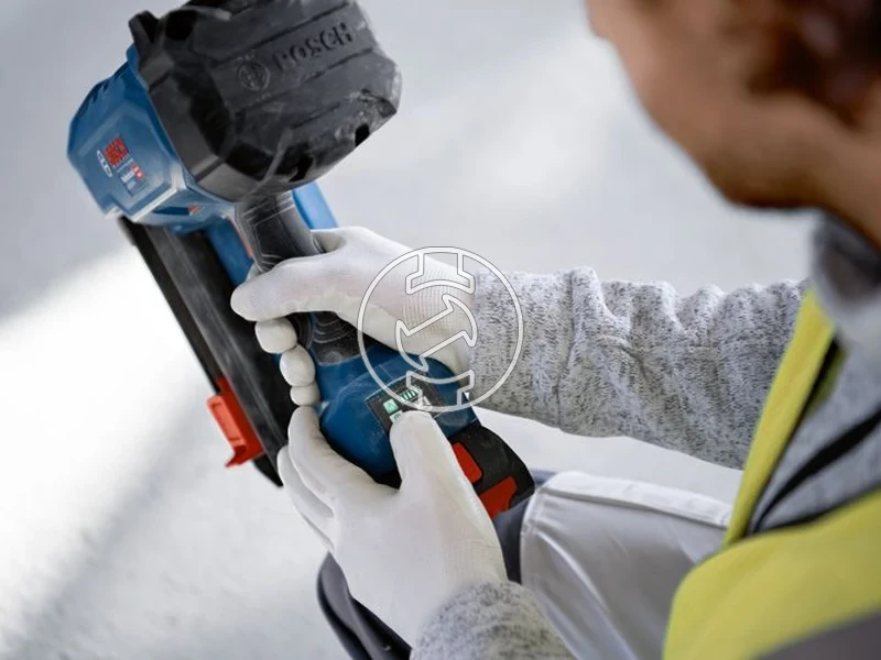 Kép: GNB 18V-38 Akkus betonszegezo 2xProCORE18V 40Ah akkuval GAL 18V-40 toltovel XL-Boxx-ban.webp