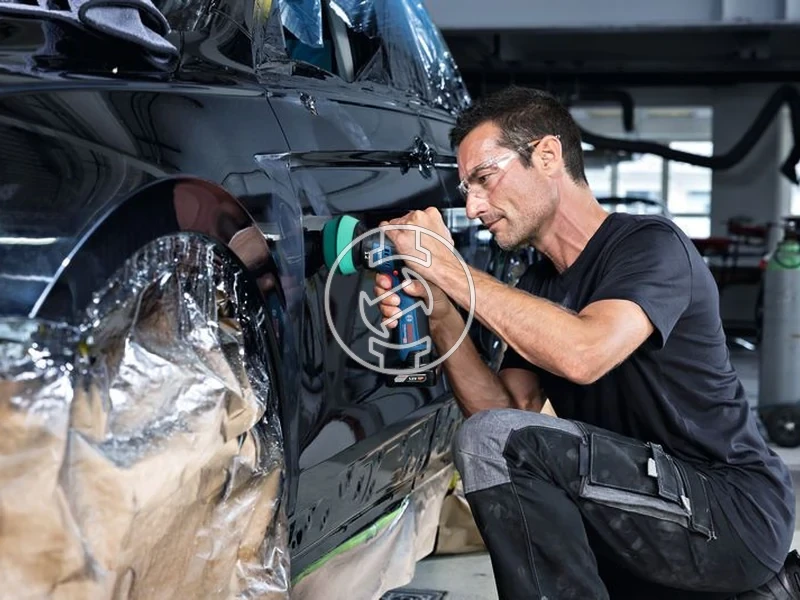 Kép: GPX 12V-77 Akkus Polirozo akku es tolto nelkul kartondobozban.webp