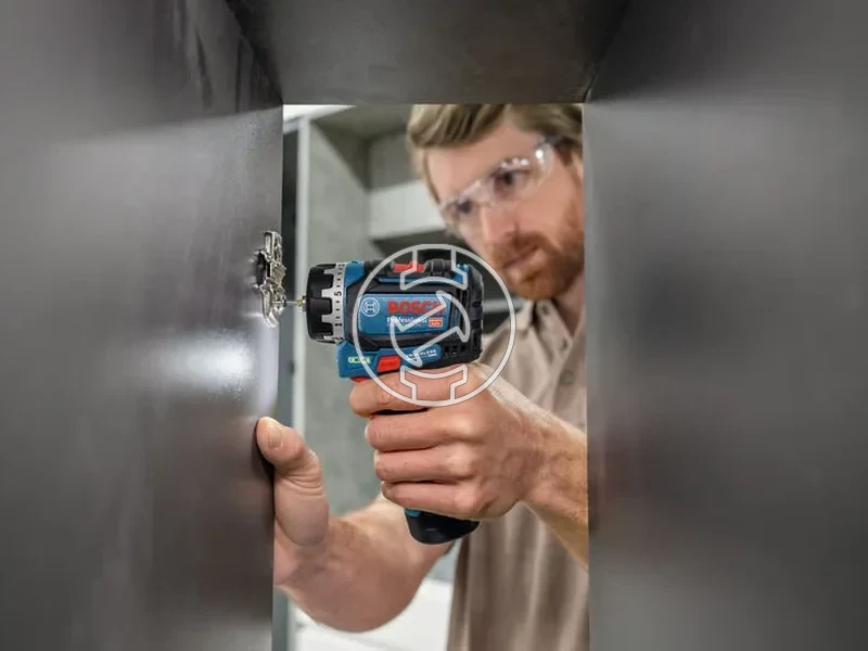 Kép: GSR 12V-32 FC akkus furocsavarozo 2x20 Ah akkuval GAL 12V-20 toltovel GFA 12-M GFA 12-X GFA 12-E GFA 12-W adapterekkel L-Boxx-ban.webp