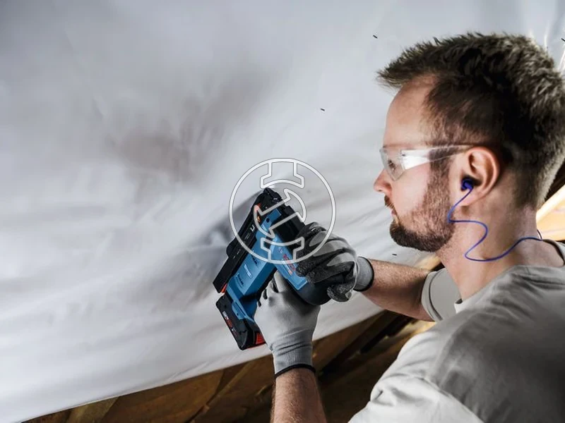 Kép: GTH 18V-14 Akkus szogbelovo akku es tolto nelkul kartondobozban.webp