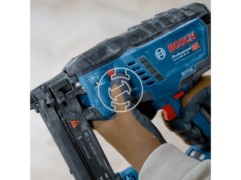 Bosch GTH 18V-38 M akkus finiselő szegező