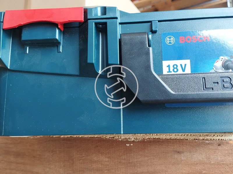 Bosch GWS 18V-11 S akkus sarokcsiszoló 18 V | 125 mm | 3000 - 9000 RPM | Szénkefementes | 2 x 5 Ah akku + töltő | L-Boxx-ban