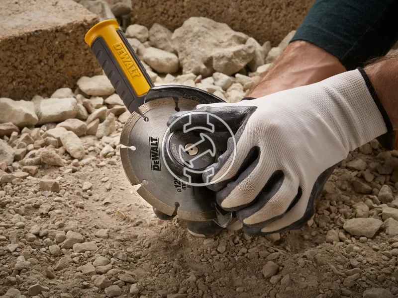 Kép: GYORSSZORITO ANYA M14.webp