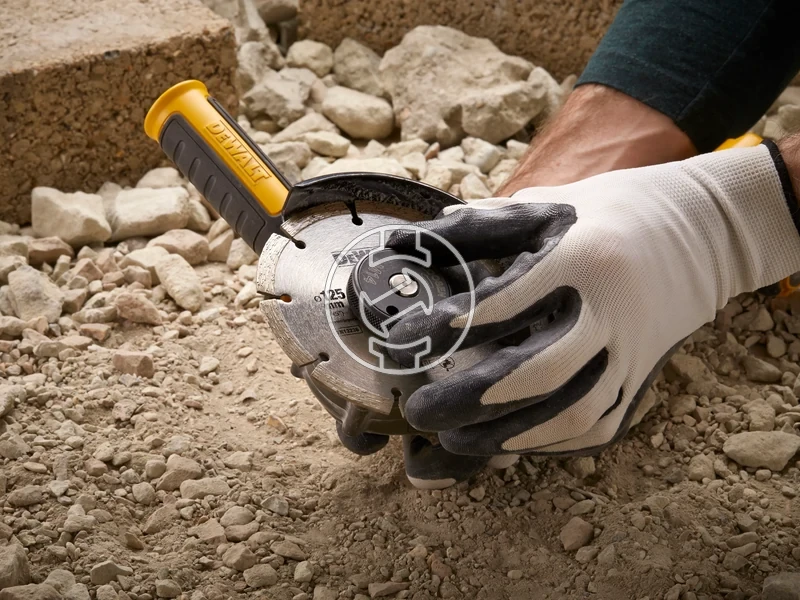 Kép: GYORSSZORITO ANYA M14.webp