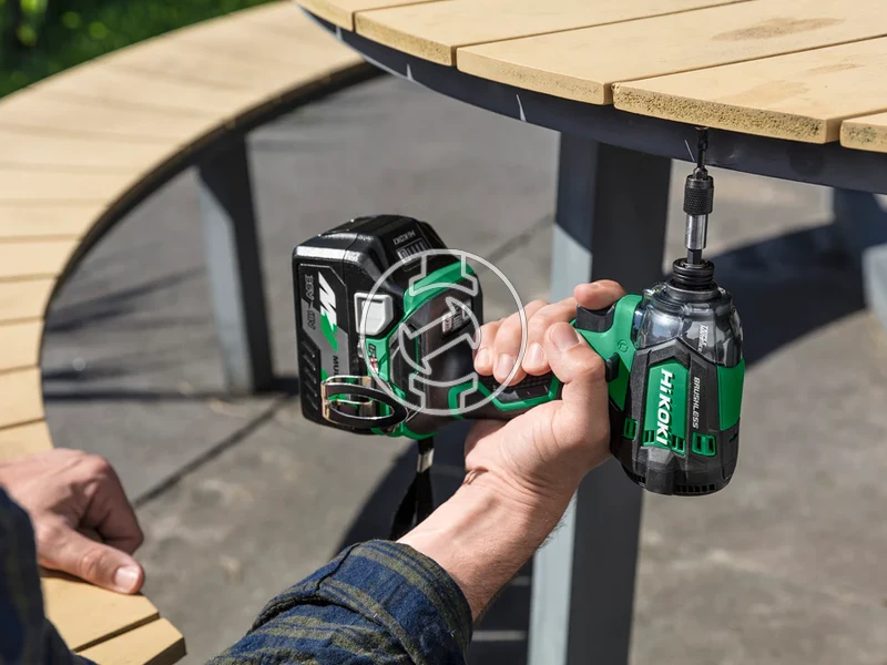 HiKOKI WH18DCW2Z akkus ütvecsavarozó bitbefogással