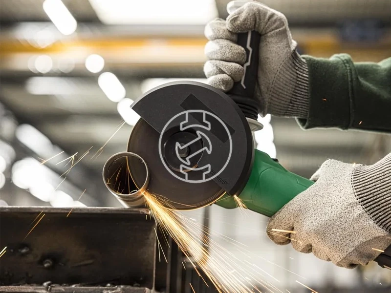 HiKOKI G13VE2WQZ elektromos sarokcsiszoló