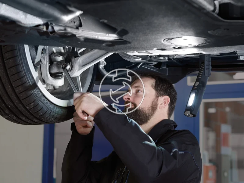 Kép: HL 501 A akkus kezilampa 500 lm SMD led.webp