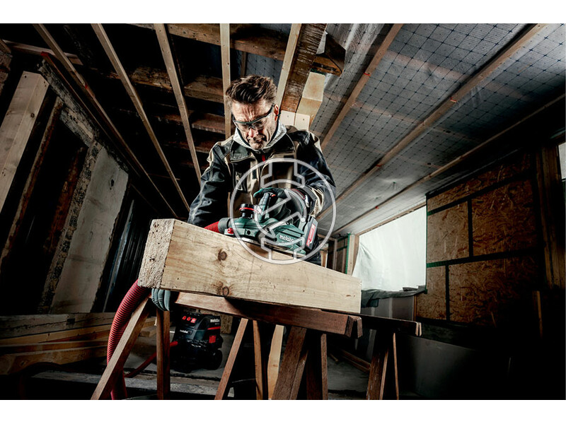 602082840 ho_18_ltx_20_82_602082840_akkus_gyalugep_3