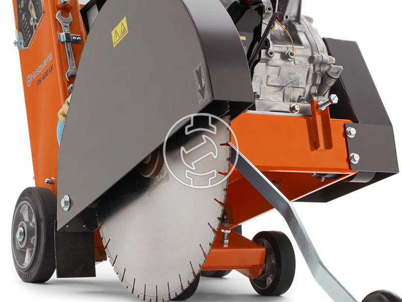 Husqvarna FS 400 LV 11.7 HP robbanómotoros aszfaltvágó
