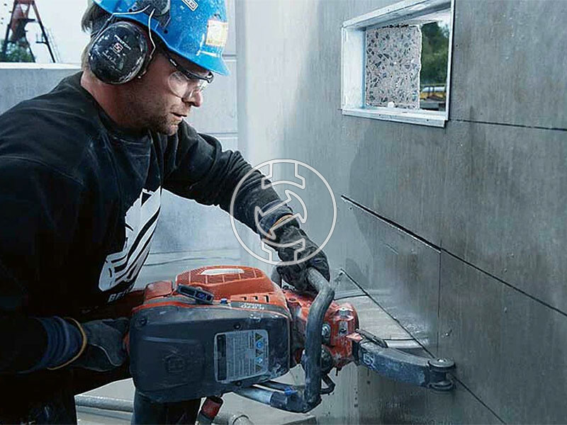 Husqvarna K 970 Ring benzinmotoros kézi gyorsdaraboló