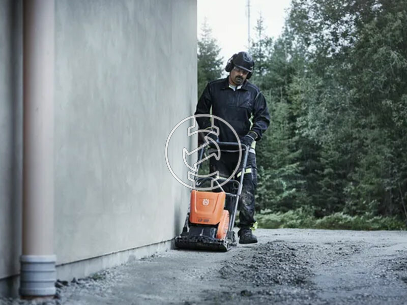 Husqvarna LF 80 L robbanómotoros lapvibrátor