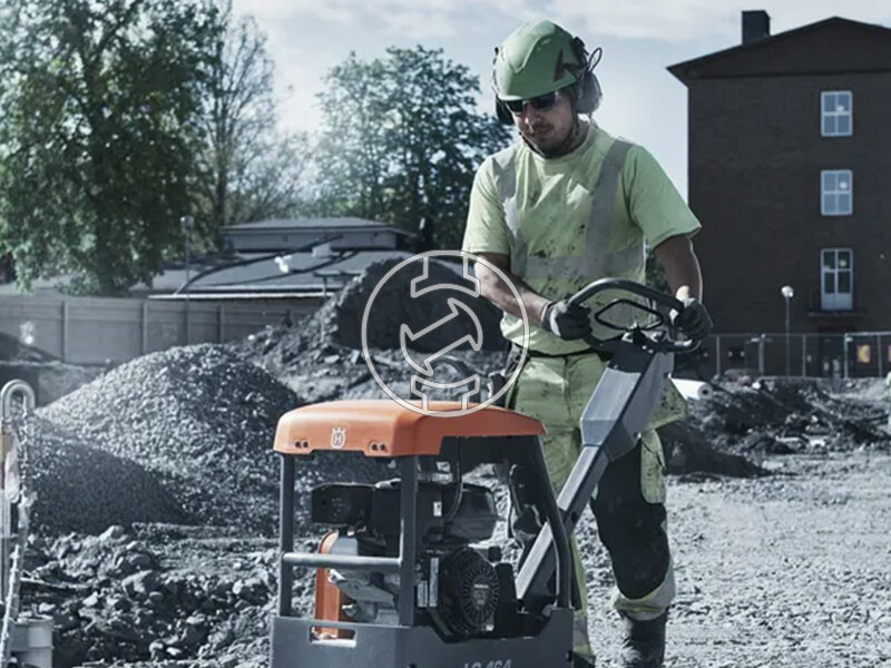 Husqvarna LG 164 robbanómotoros lapvibrátor