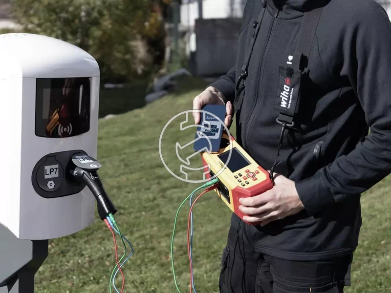 Kép: Installation tester set MFT one with tools and accessories EU in a case.webp