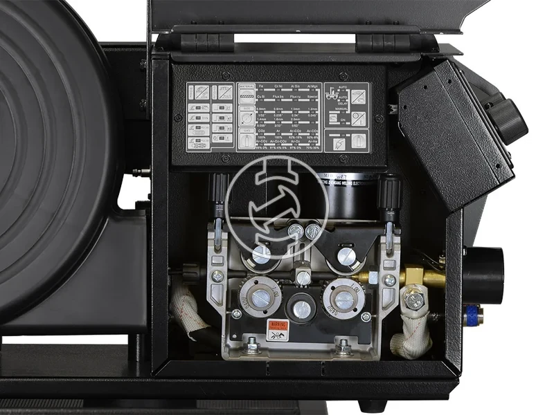 Kép: IWELD DYNAMIG 4600 Double Pulse hegeszto inverter kulontolos kivitel.webp
