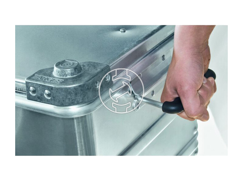 40678 k_470_univerzalis_doboz_11