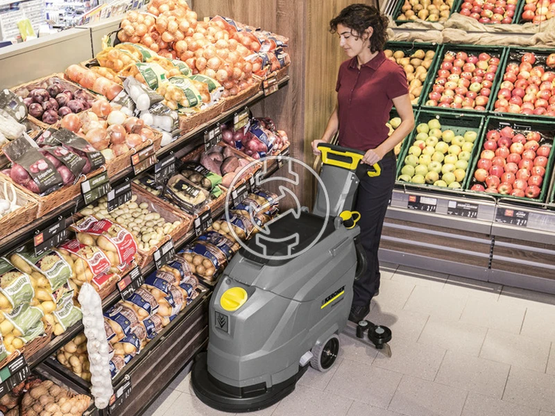 Karcher BD 43/25 C Classic Bp Pack akkus padlótisztító 80 Ah Li+FC