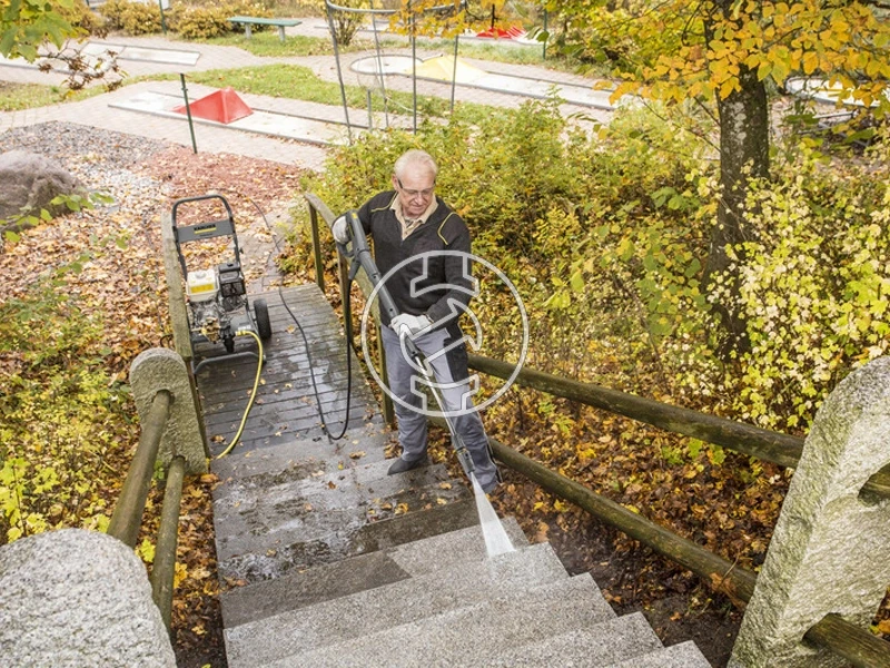 Karcher HD 9/23 G robbanómotoros magasnyomású mosó